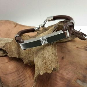 LEATHER ENCAPSULATED MEMORIAL BRACELET